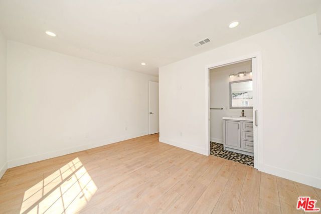 5430 Monroe Street, Los Angeles, CA 90038