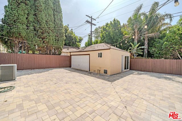 5430 Monroe Street, Los Angeles, CA 90038