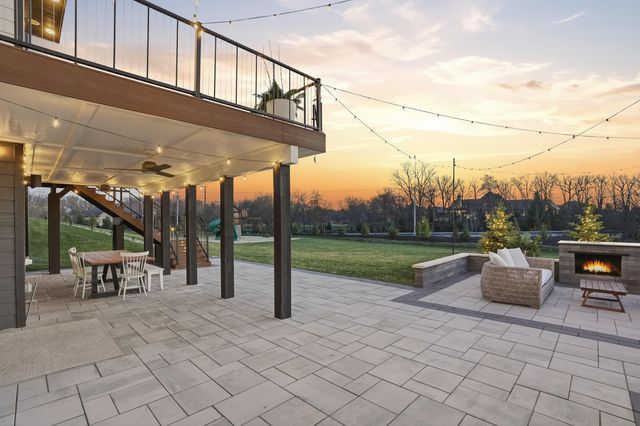 10092 Tall Grass Trail, St. John, IN 46373