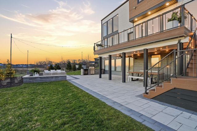 10092 Tall Grass Trail, St. John, IN 46373