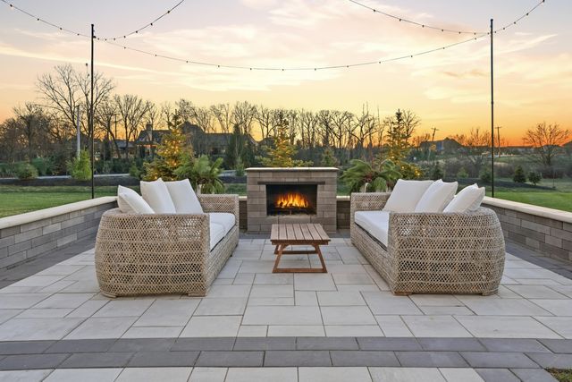 10092 Tall Grass Trail, St. John, IN 46373