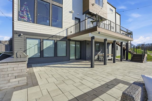 10092 Tall Grass Trail, St. John, IN 46373