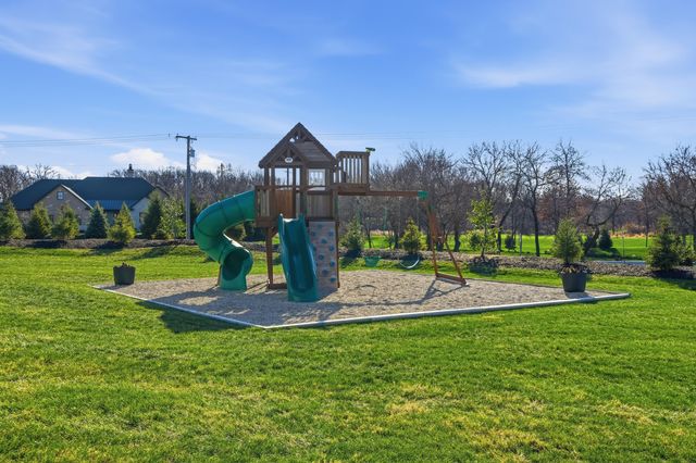 10092 Tall Grass Trail, St. John, IN 46373