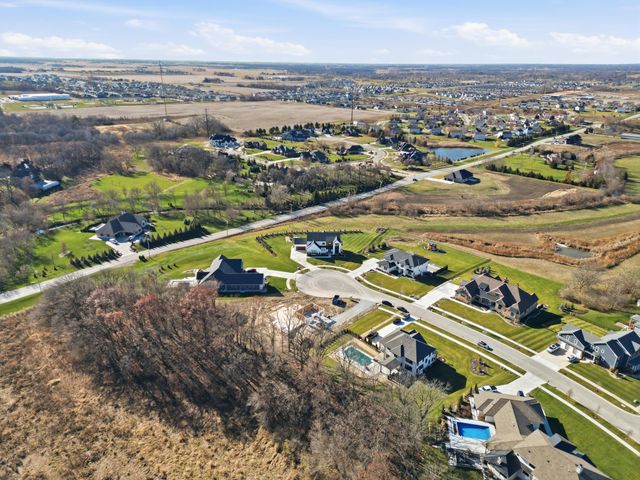 10092 Tall Grass Trail, St. John, IN 46373