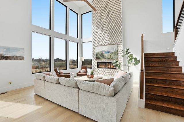 10092 Tall Grass Trail, St. John, IN 46373