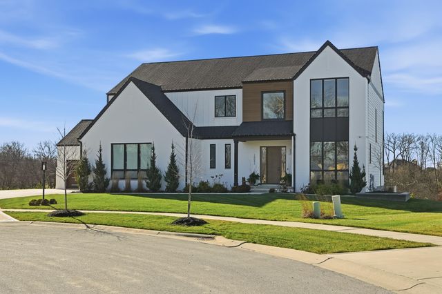 10092 Tall Grass Trail, St. John, IN 46373