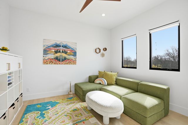 10092 Tall Grass Trail, St. John, IN 46373