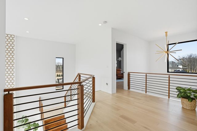 10092 Tall Grass Trail, St. John, IN 46373