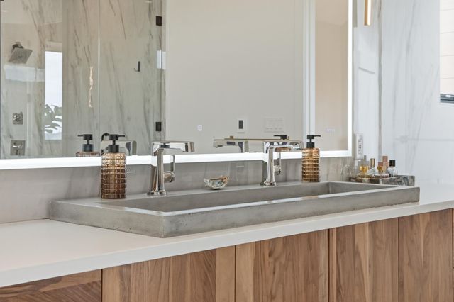 10092 Tall Grass Trail, St. John, IN 46373