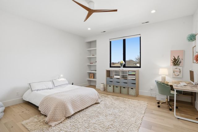 10092 Tall Grass Trail, St. John, IN 46373