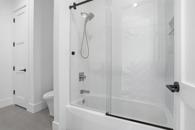 10092 Tall Grass Trail, St. John, IN 46373