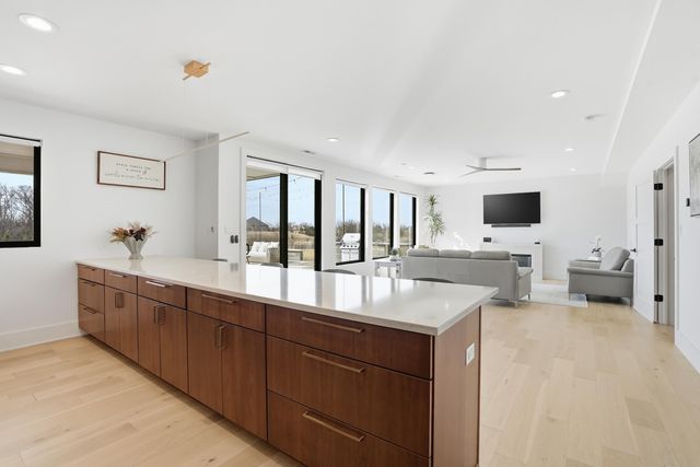 10092 Tall Grass Trail, St. John, IN 46373