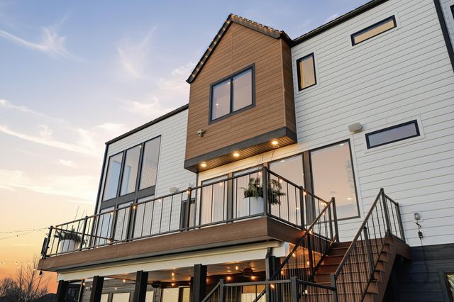 10092 Tall Grass Trail, St. John, IN 46373