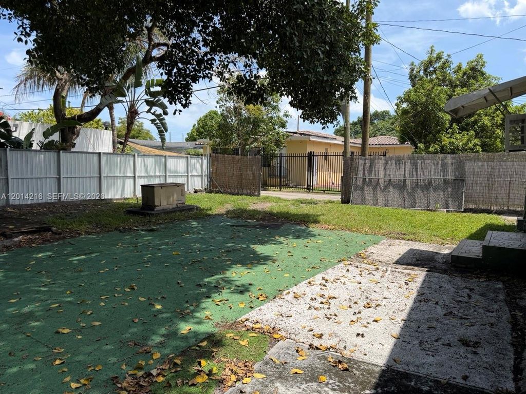 4761 NW 11th Ave REAR, Miami, FL 33127