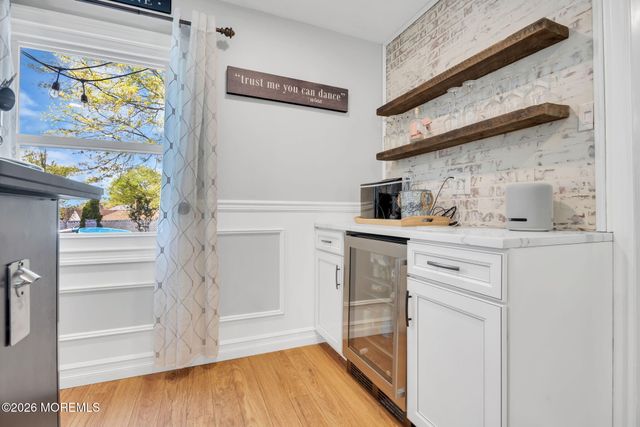 7 Stratford Drive, Old Bridge, NJ 08857