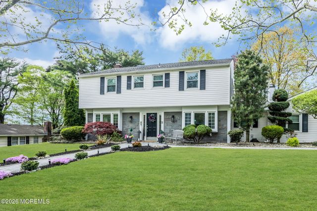 7 Stratford Drive, Old Bridge, NJ 08857