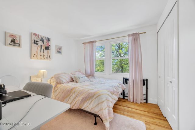 7 Stratford Drive, Old Bridge, NJ 08857