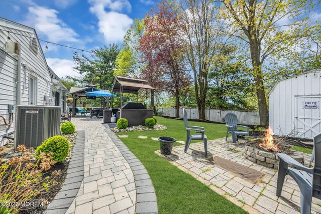 7 Stratford Drive, Old Bridge, NJ 08857