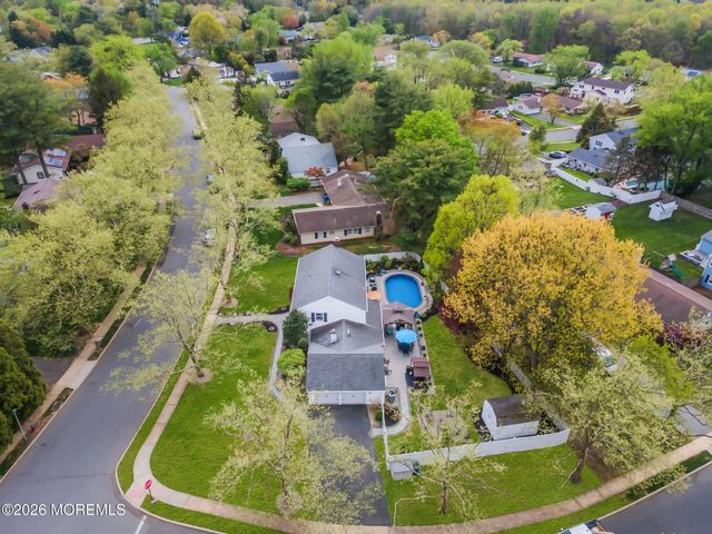 7 Stratford Drive, Old Bridge, NJ 08857