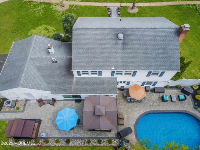 7 Stratford Drive, Old Bridge, NJ 08857