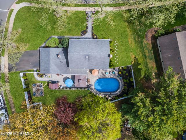 7 Stratford Drive, Old Bridge, NJ 08857