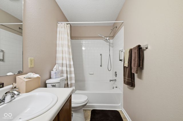 1476 Lavender Drive, Greenfield, IN 46140