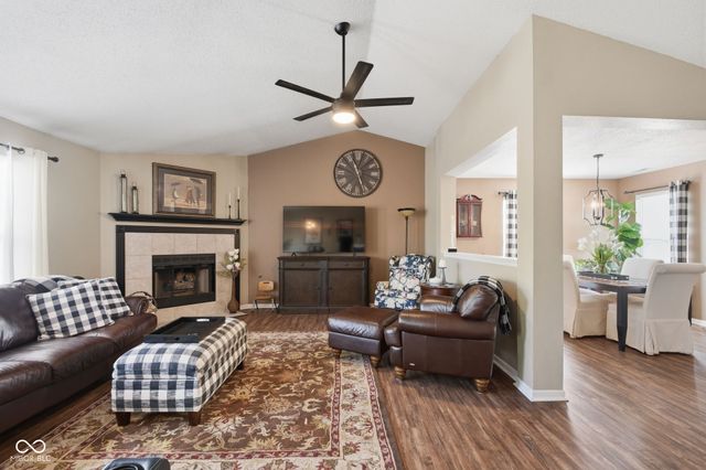 1476 Lavender Drive, Greenfield, IN 46140