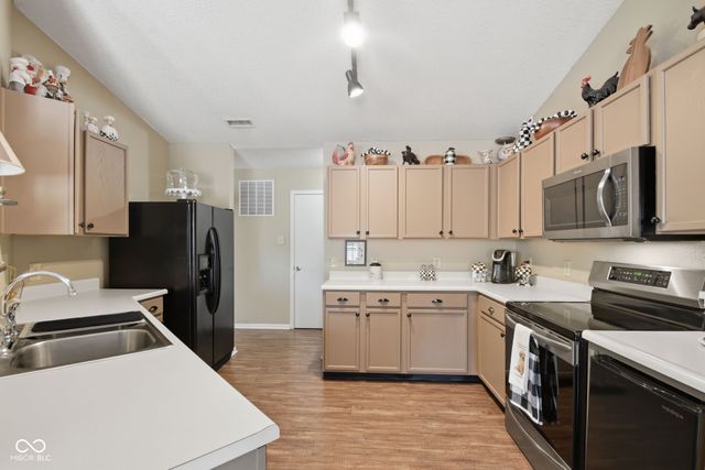 1476 Lavender Drive, Greenfield, IN 46140