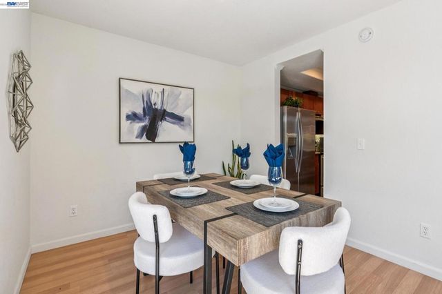 1307 Chateau Cmn, Livermore, CA 94550