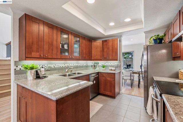 1307 Chateau Cmn, Livermore, CA 94550