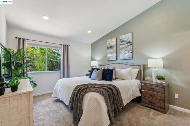 1307 Chateau Cmn, Livermore, CA 94550