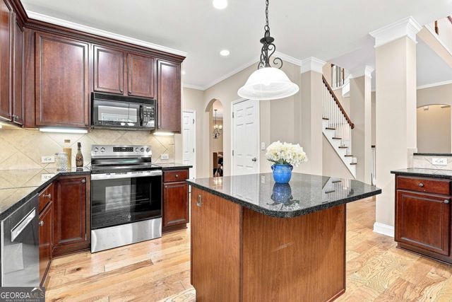 247 Highwoods Parkway, Newnan, GA 30265