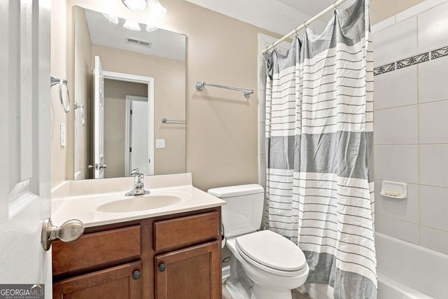 247 Highwoods Parkway, Newnan, GA 30265
