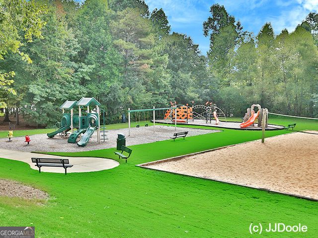 247 Highwoods Parkway, Newnan, GA 30265