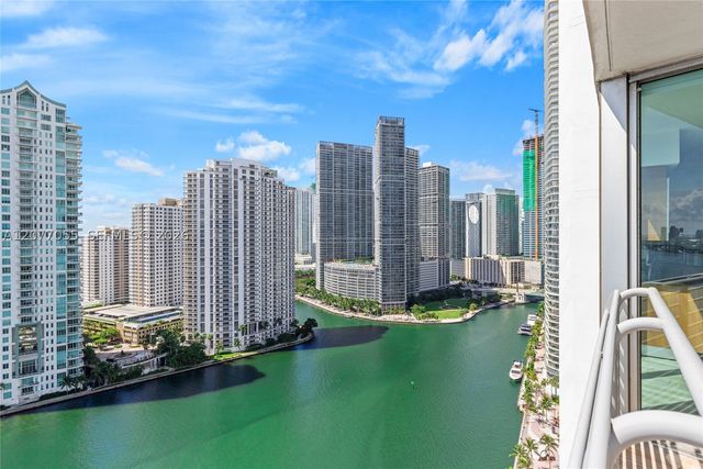 325 S Biscayne Blvd 2723, Miami, FL 33131