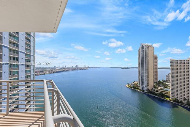 325 S Biscayne Blvd 2723, Miami, FL 33131