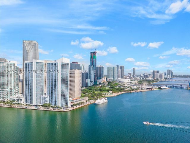 325 S Biscayne Blvd 2723, Miami, FL 33131
