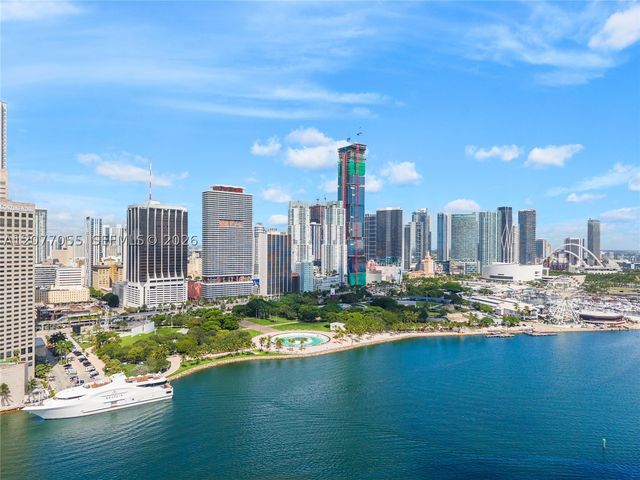 325 S Biscayne Blvd 2723, Miami, FL 33131