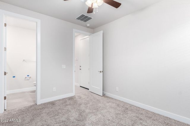8526 S 69TH Lane, Laveen, AZ 85339