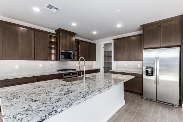 8526 S 69TH Lane, Laveen, AZ 85339
