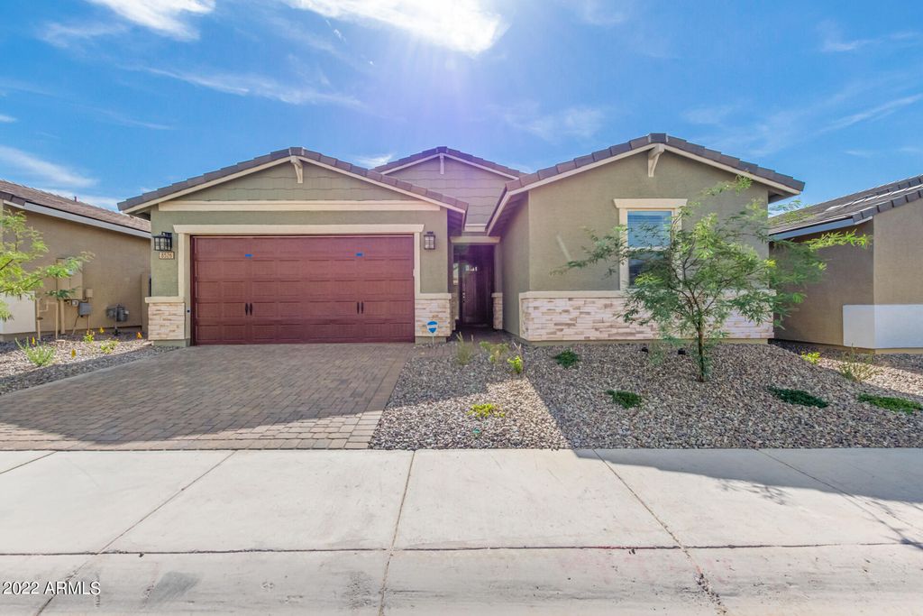 8526 S 69TH Lane, Laveen, AZ 85339