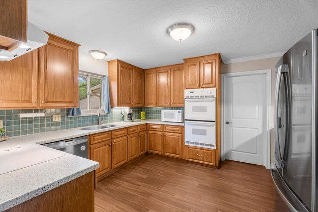 16106 Capri Drive, Jersey Village, TX 77040