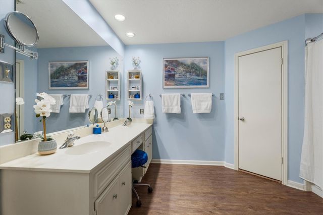 16106 Capri Drive, Jersey Village, TX 77040