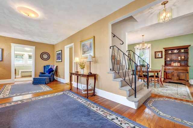 9 Cottage Street, Melrose, MA 02176