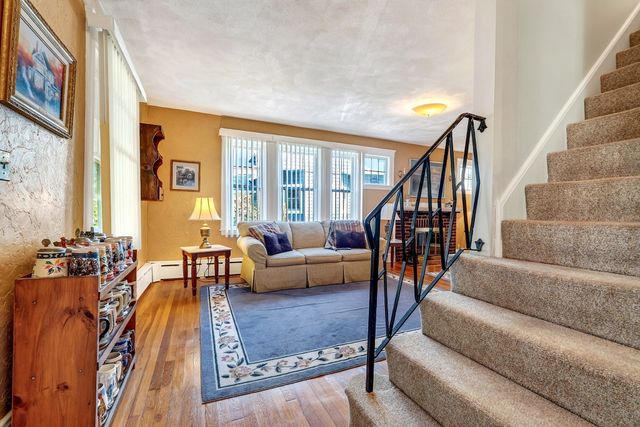 9 Cottage Street, Melrose, MA 02176