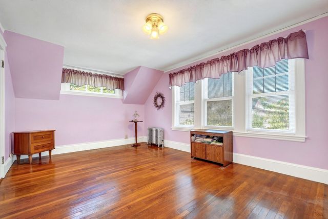 9 Cottage Street, Melrose, MA 02176