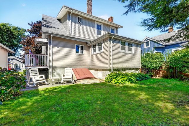 9 Cottage Street, Melrose, MA 02176