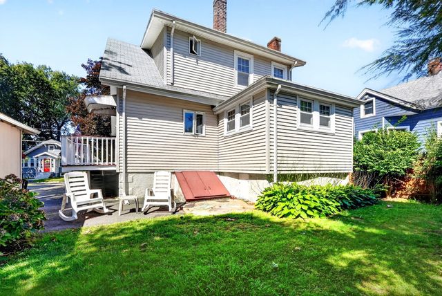 9 Cottage Street, Melrose, MA 02176