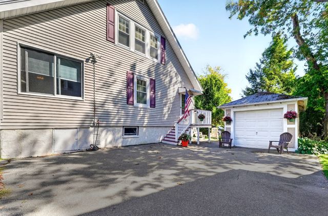 9 Cottage Street, Melrose, MA 02176