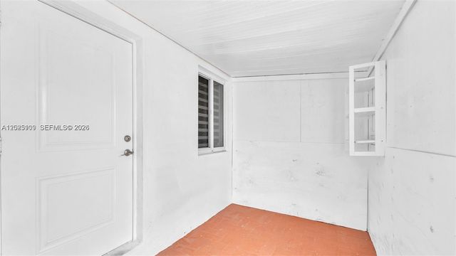 3375 SW 1st St, Miami, FL 33135